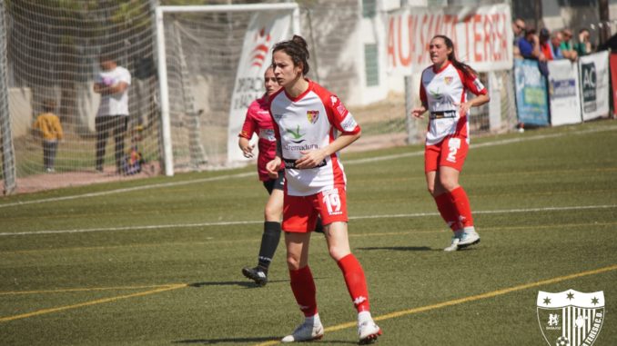 Las goleadoras Carla Gómez y Belén Martínez firman su renovación con el Santa Teresa