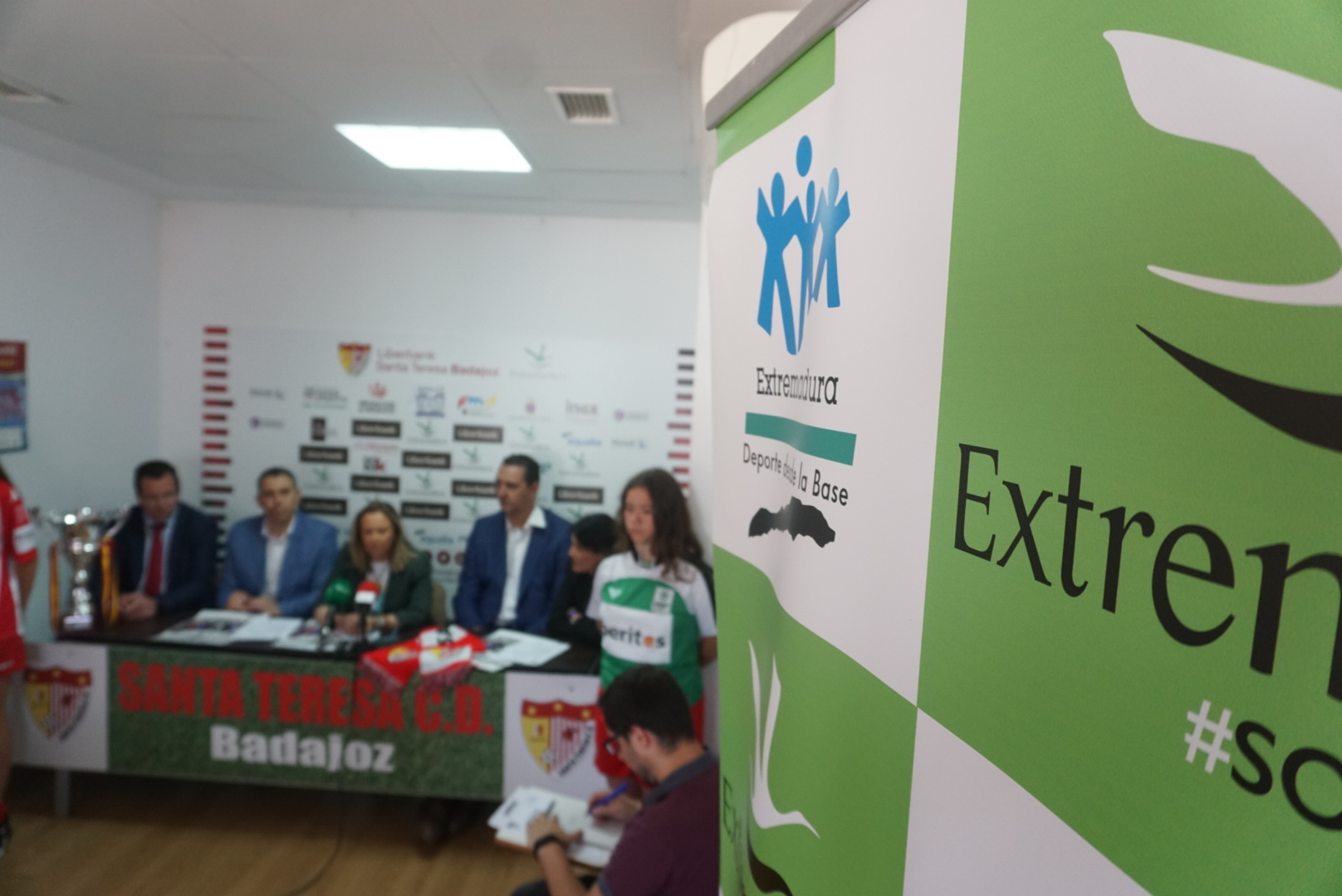 La Women’s Cup Ciudad de Badajoz celebra su novena edición “con mucho orgullo” La Women’s Cup Ciudad de Badajoz celebra su novena edición “con mucho orgullo”