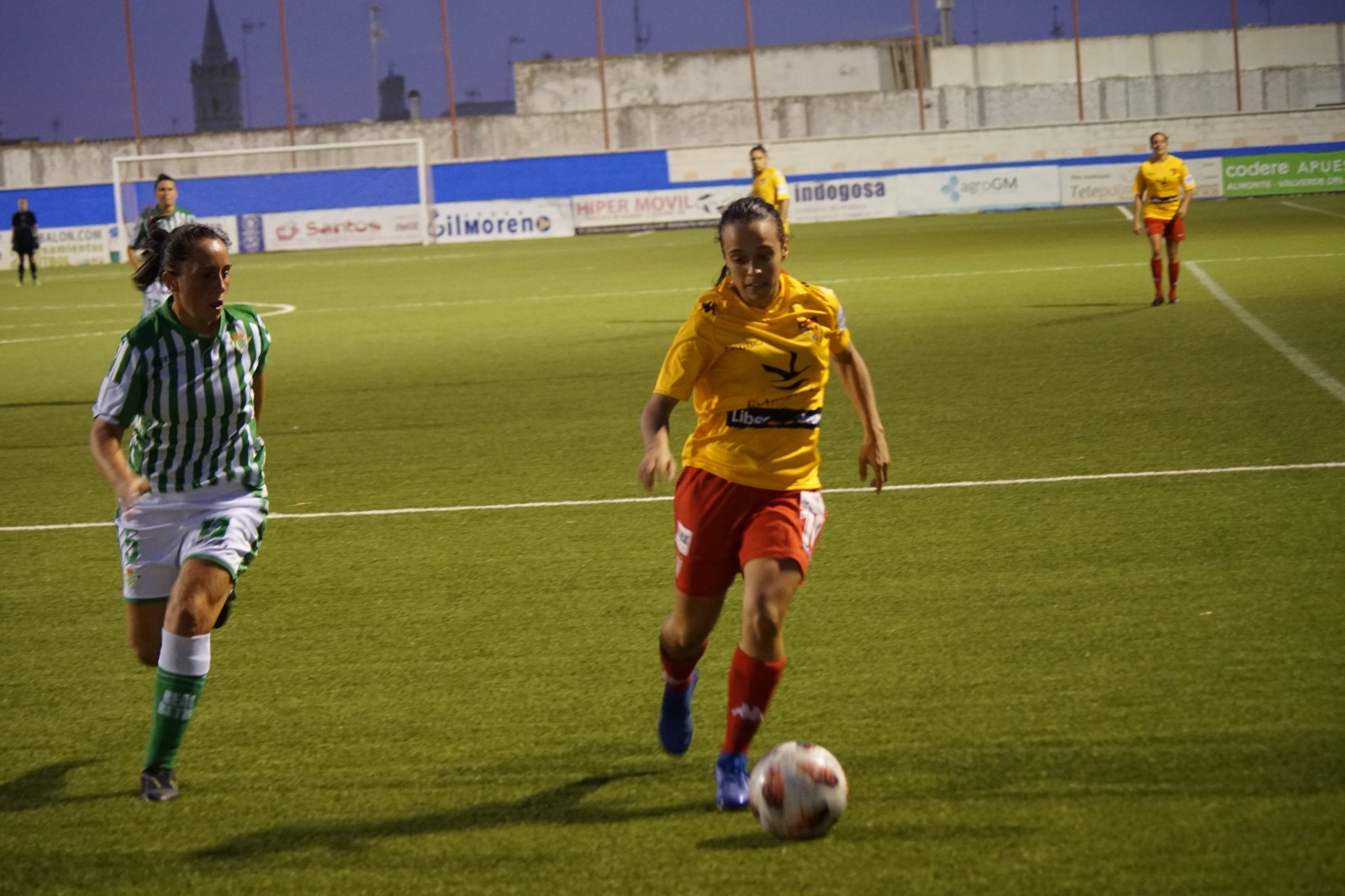Gran partido del Santa Teresa Badajoz en la derrota por la mínima ante el Betis | 2-1