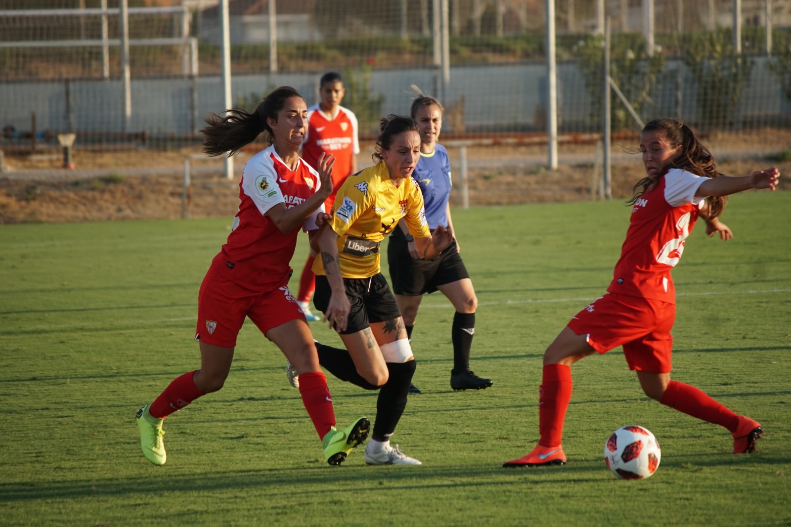El Santa Teresa no puede con el Sevilla de Primera Iberdrola | 4-0