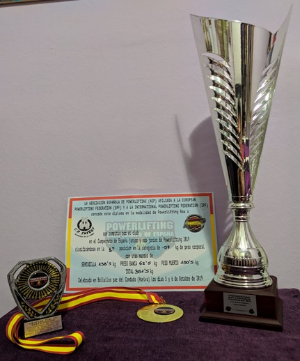 Esther Gutierrez - Campeona de España de Powerlifting Junior -57 kg