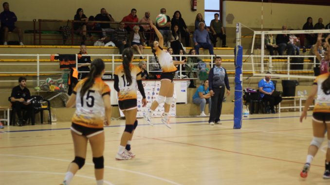Las chicas del Extremadura Aparthotel MM Badajoz se miden al líder Aceites Abril en Galicia