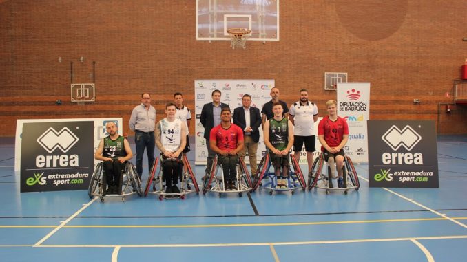 La firma deportiva italiana ERREA, y la empresa extremeña Acentec, vuelve a colaborar con el CP Mideba