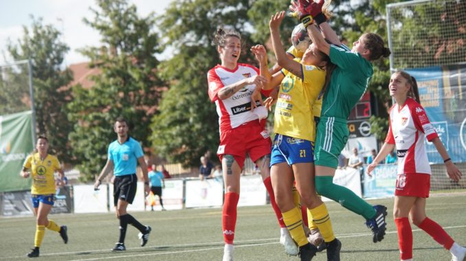 Dos errores condenan a un superior Santa Teresa ante Femarguín