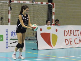 El Extremadura Arroyo recibe al líder Torrejón de al ex-arroyana Blanca Izquierdo