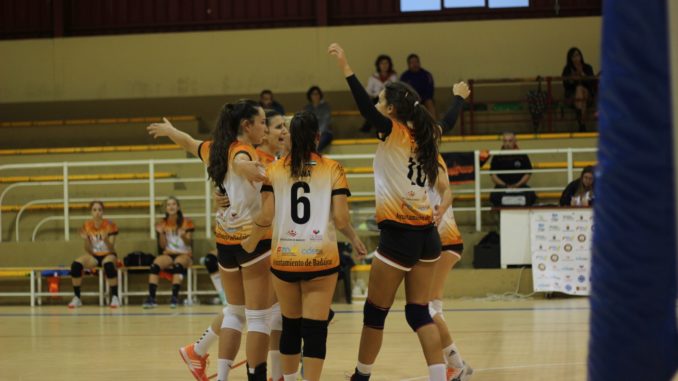 El Primera Femenino del Extremadura Aparthotel MM Badajoz recibe a Bruxas en el estreno del Juancho Pérez