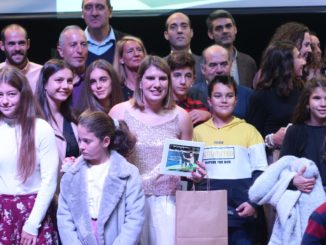 Elena Ayuso es distinguida en la gala anual del piragüismo extremeño