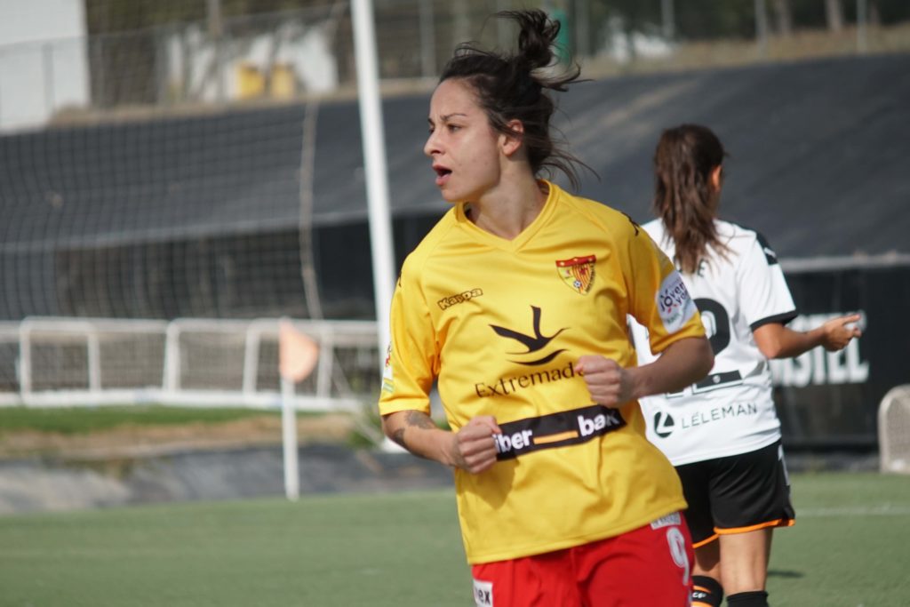 Contundente victoria del Santa Teresa en Valencia y liderato