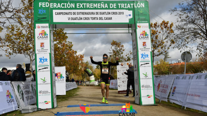 Santiago Martín – Romo y María Remedios Mendoza ganan la Liga Fextri 2019