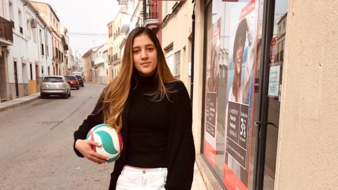 Isabela Quiuqui: "Es una temporada de transición, con muchas jugadoras jóvenes, pero creo que terminaremos arriba"