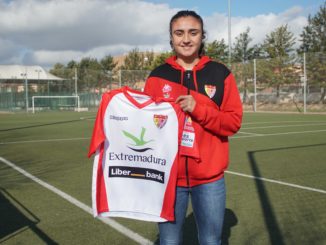 Presentada la nueva jugadora Blanca Moreno: “Vengo con muchas ganas e ilusión”