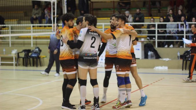 El Extremadura Club Pacense Voleibol estrena 2020 a lo grande (3-0)