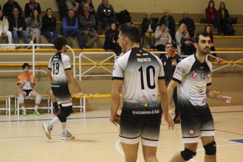 Remontada, victoria y partidazo del Extremadura CPV