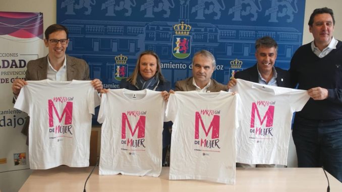 El Liberbank Santa Teresa Badajoz se suma a la campaña del Ayuntamiento de Badajoz ‘Marzo con M de Mujer’