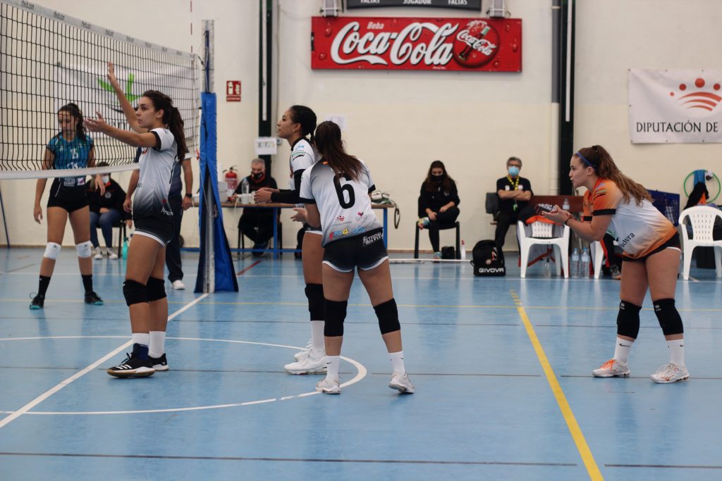 El CD Badajoz Extremadura de Primera División Nacional quiere seguir siendo líder en solitario