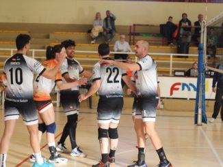El Extremadura CPV vuelve a la competición oficial con público en las gradas