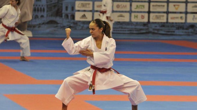 aola Garcia compitiendo