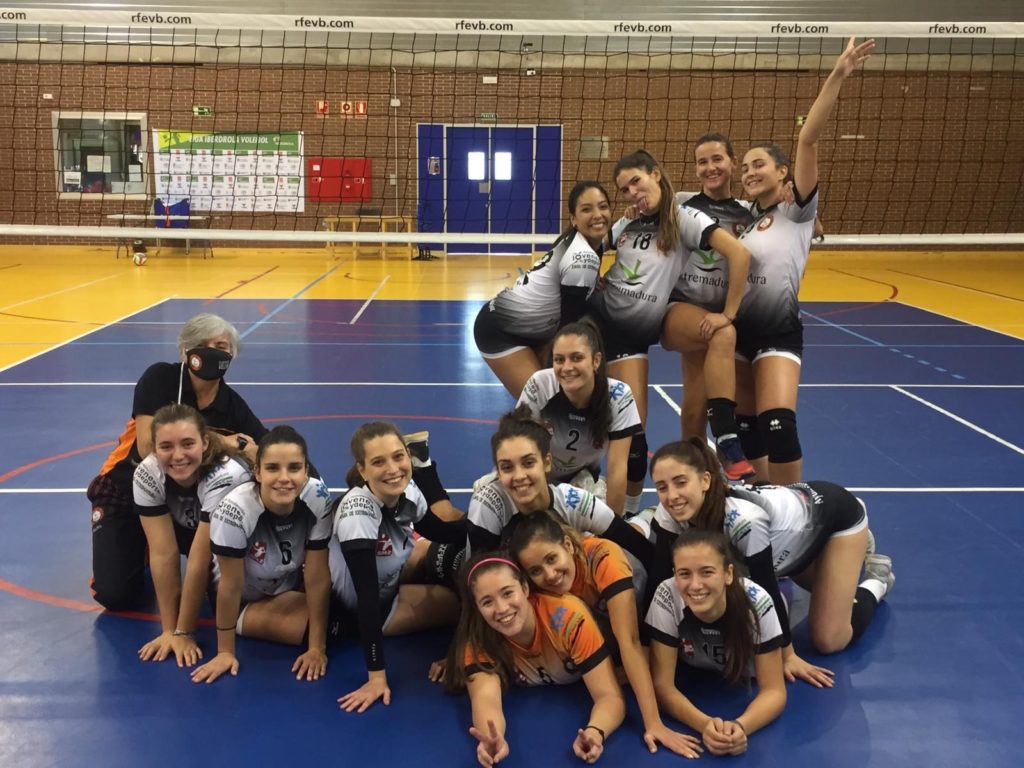 Contundente victoria del CD Badajoz Extremadura en casa del Feel Voley Alcobendas