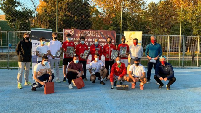 El Club de Tenis Cabezarrubia Campeón de Extremadura por Equipos