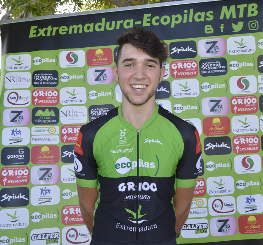 Miguel Periáñez, la perla del Extremadura-Ecopilas MTB, renueva para 2021