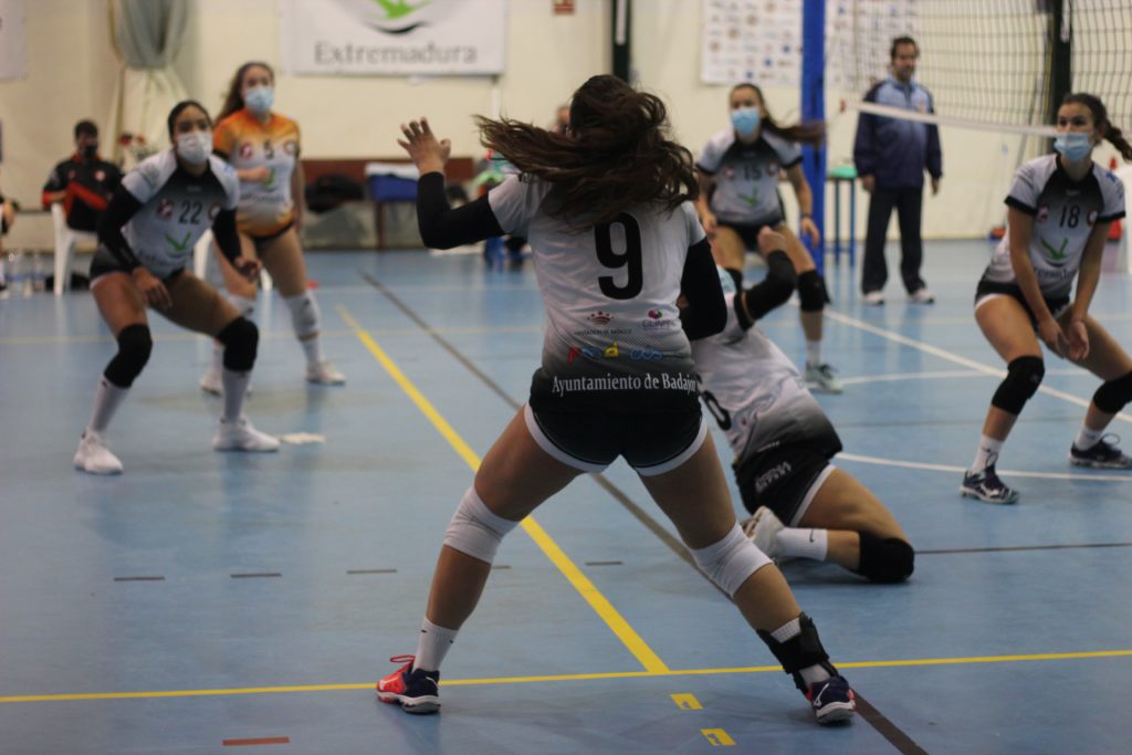 Octava victoria consecutiva para el CD Badajoz Extremadura en un difícil partido