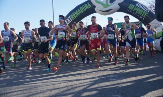 Un duatlón cross en Alconchel pone fin este domingo al calendario de actividades deportivas en el Lago Alqueva