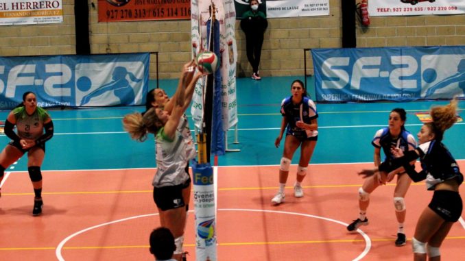 El Extremadura Arroyo somete 3-0 a Zalaeta y mantiene intactas sus opciones coperas