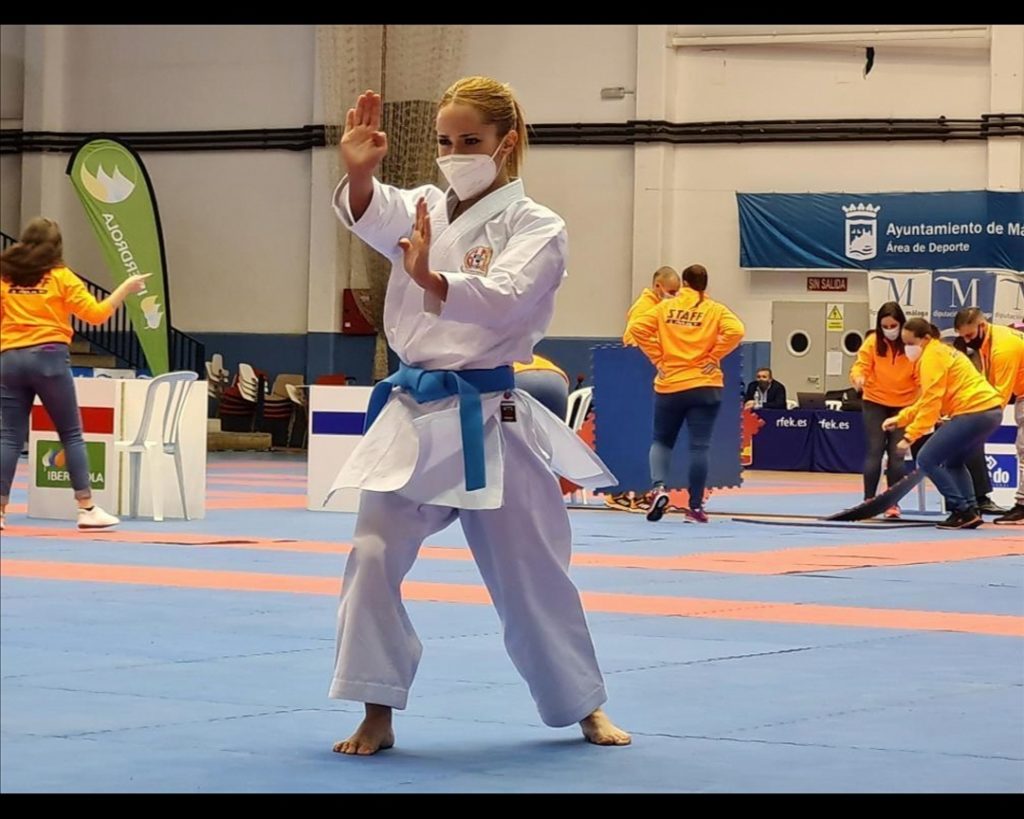 Nuria Escudero Solís en la Liga Nacional de Karate