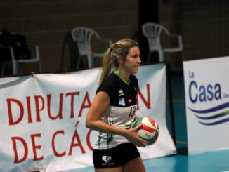 María Larrakoetxea