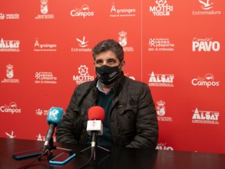 Rueda de Prensa Juan García