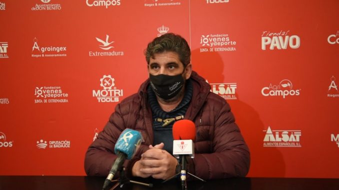 Juan García. Técnico del CD Don Benito