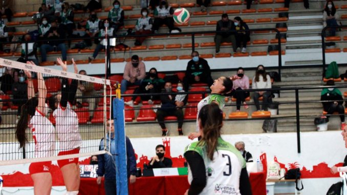 Flavia ataca zona '2'