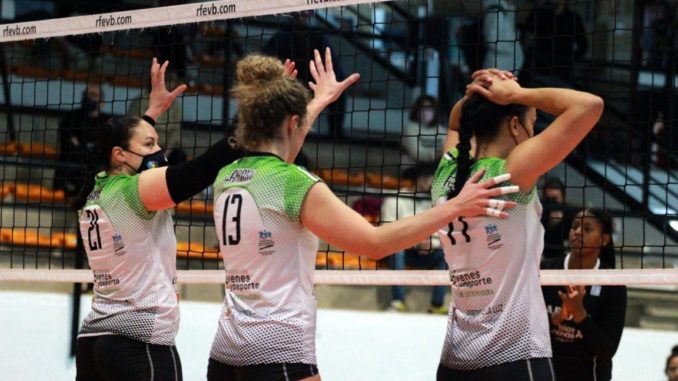 Janine, María y Flavia Arona