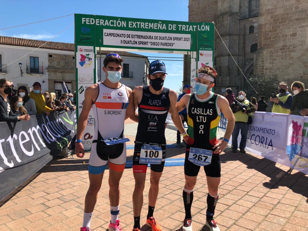Carlos Cobos e Irene Cascajosa ganan el I Duatlón Ciudad de Trujillo