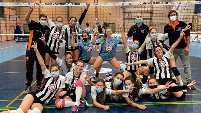 El CD Badajoz Extremadura firma un debut de ensueño y pasa como líder de grupo a semifinales