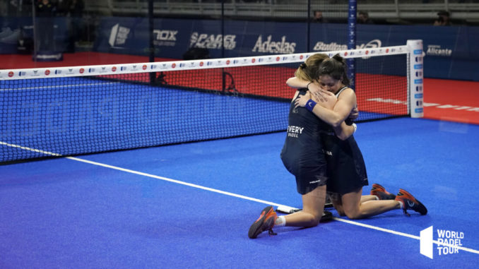 ariana-sanchez-paula-josemaria-semifinales-estrella-damm-alicante-open-2021_dsc7366-copia-1100x618