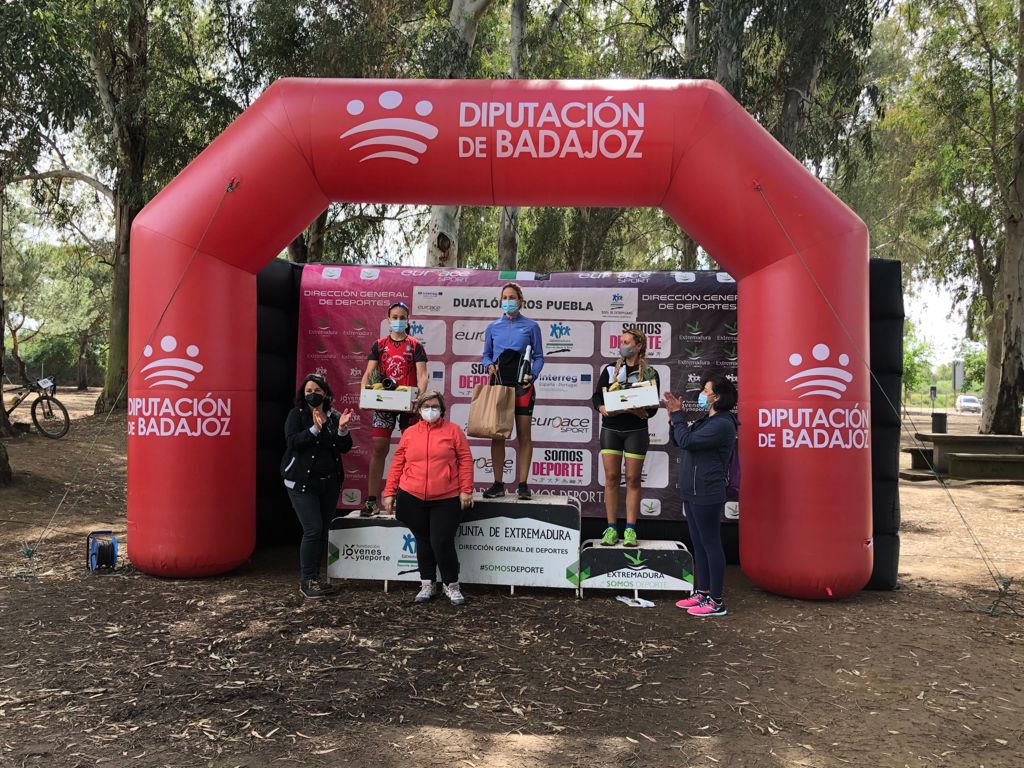Antonio Cerezo y Aurora Herrador ganan el Duatlón Cross Puebla