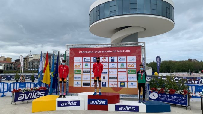 Miguel Blanco se proclama subcampeón de España de duatlón juvenil
