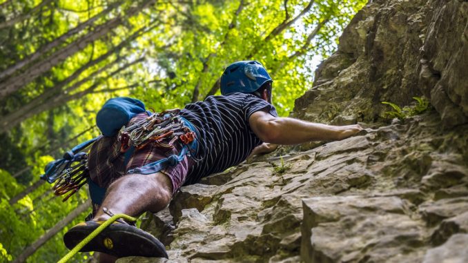 climbing-2609319_1280