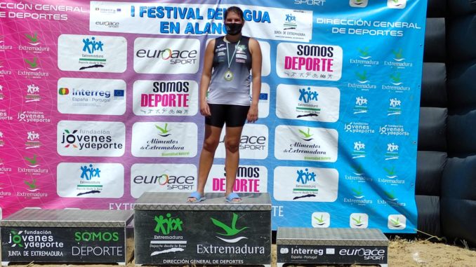 Elena Ayuso se impone de nuevo en Alange