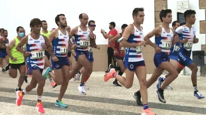 TERCER PUESTO PARA JORGE GONZÁLEZ EN LA MULTITUDINARIA MEDIA MARATÓN DE SEVILLA