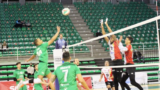 El Extremadura CCPH reanuda la Superliga2 de Voleibol en Utrera