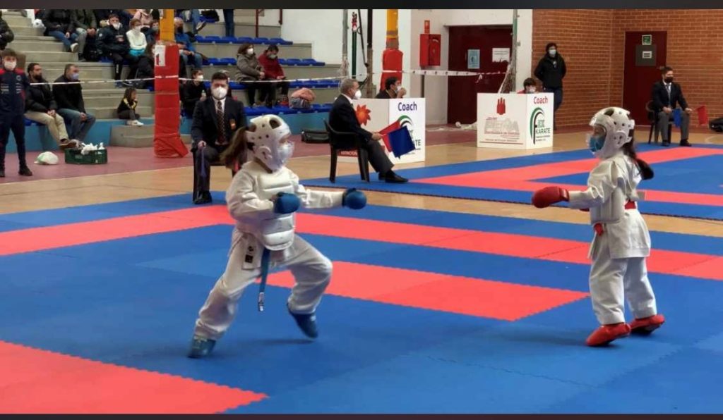 01 EL CLUB KARATE OSAKA BADAJOZ EMPIEZA LA TEMPORADA AL MAS ALTO NIVEL
