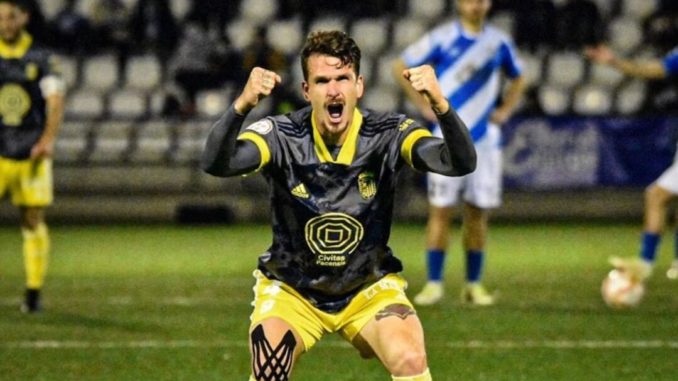 El CD Badajoz regresó a la senda de la victoria en El Prado y se llevaron los tres puntos
