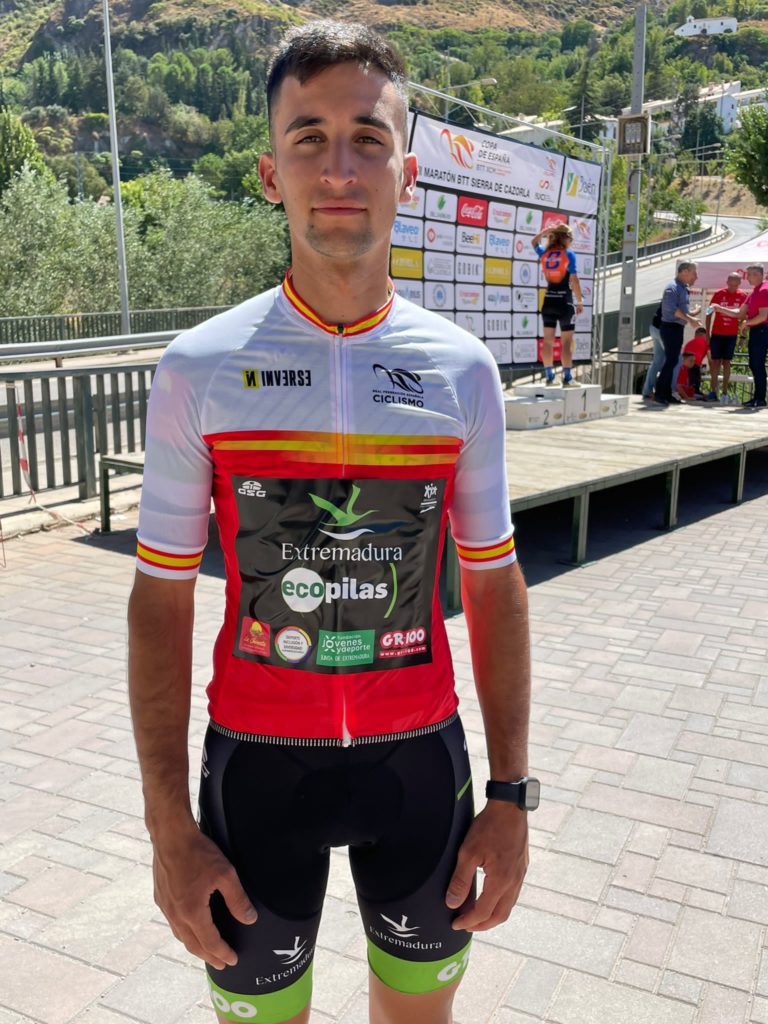 Miguel Benavides vencedor CopaEspXCM22 sub23